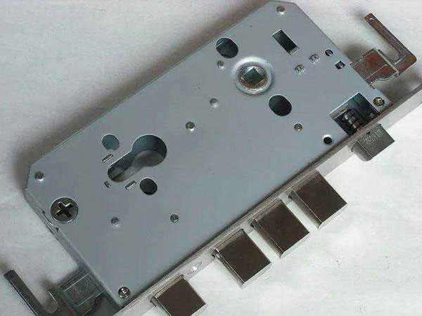 安多24小时上门开锁公司